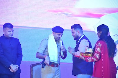 ADVO0RVRDBYR_Advocate_Shubham_Singh_ChIJj-58HQAb8jkR2NvPXTEVeQ8_6