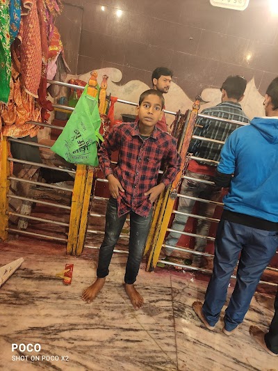 ADVOEY0BXTPG_NIRANJAN_KUMAR_ADVOCATE_ChIJ2dsA3gL58TkRFar0vbLices_5