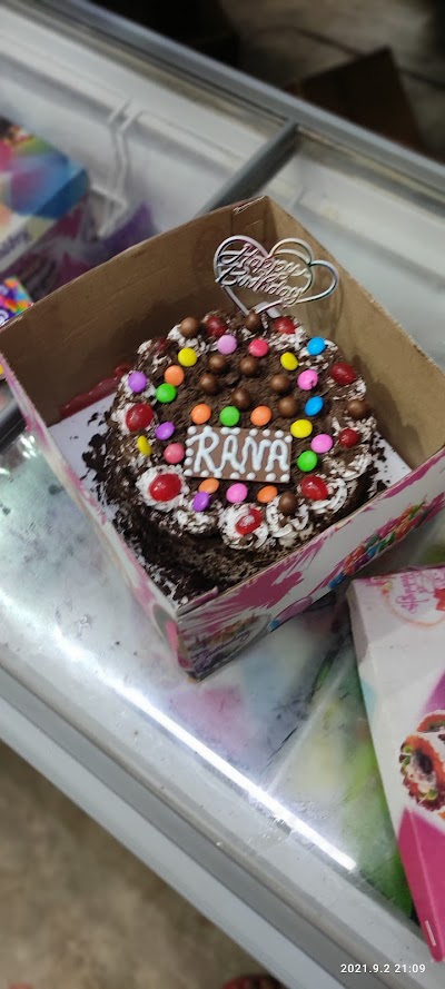 BAKEGLOAJJ5V_Krishna_Kanhaiya_General_Store_ChIJRwrDJS0j8jkRG_MXYxB8A9I_10