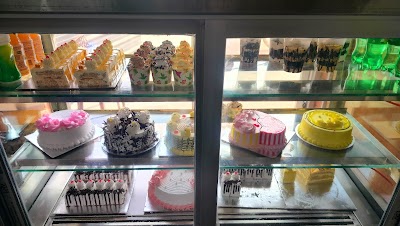 BAKEJP64NAZ4_Vansh_Bakery___Cafe_ChIJPx7WSlYj8jkR5lIazCf55cM_1