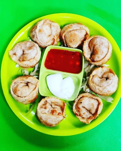 BAKEUH1P4PCM_The_Halt_Restaurant_by_Kshirsagar_ChIJM927Wqcb8jkRw-wv38ss9_w_7