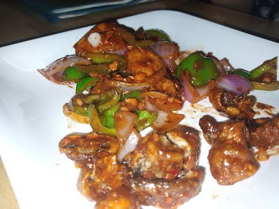 BAKEUH1P4PCM_The_Halt_Restaurant_by_Kshirsagar_ChIJM927Wqcb8jkRw-wv38ss9_w_8