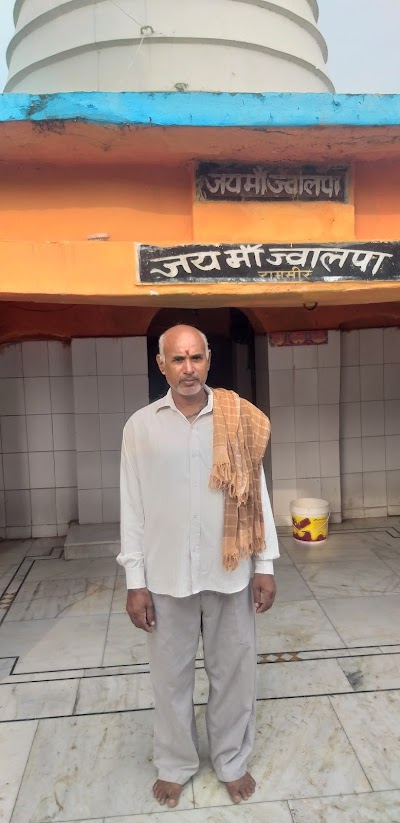 CARP625BGYMC_Kanchan_Sharma_carpenter_ChIJzy7v0iiL8TkROBeLoUdKX_A_2