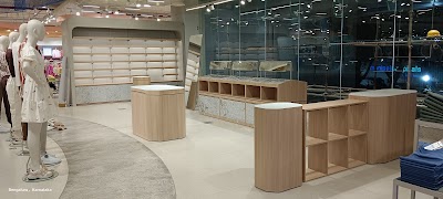 CARPNJ2LAU92_Kaleshar_sharma_ChIJR63o-6dP8jkR2fki8cbe06Q_5