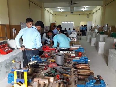 COLL1ENGQ9PV_JPN_Private_ITI_ChIJv_TczEht8jkRxmAzojZwwKE_6