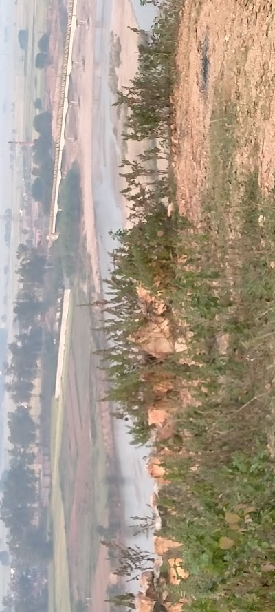 COLL2YW6M4JE_Polytechnic_College_ChIJXd414_8r8jkRNfVtE90ZGuU_3