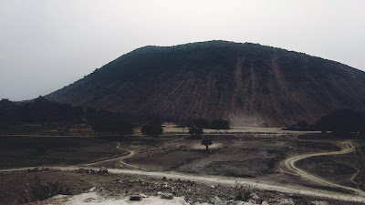 COLLKUX5P5AD_R._Lal_Chanan_High_School_Lakhochak_ChIJoTQxEHYk8jkRBud-Hyz2lkw_9