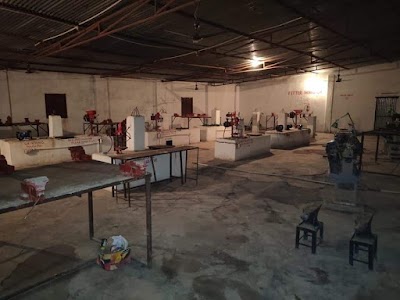 COLLO2LOL8CC_Bhardawaj_private_ITI_ChIJkTQCi1uL8TkRZAx9T9hzJFI_4