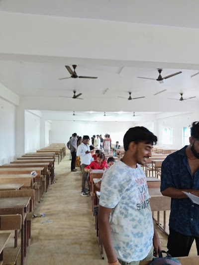 COLLVWBKQDVJ_SMT_GANGA_DEVI_MEMORIAL_MAHAVIDYALAYA_SUDAMAPUR_ChIJaTt-5VGB8TkR4KsgrrGwhqU_10