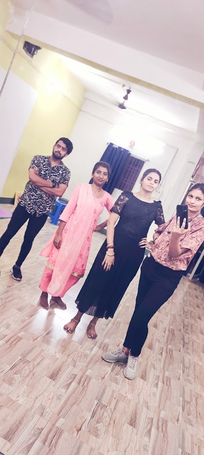 DANCEE7EFJQ5_Big_dance_academy_and_yoga_classes_ChIJl4gRMXAr8jkRKrSQpSPeGRw_3