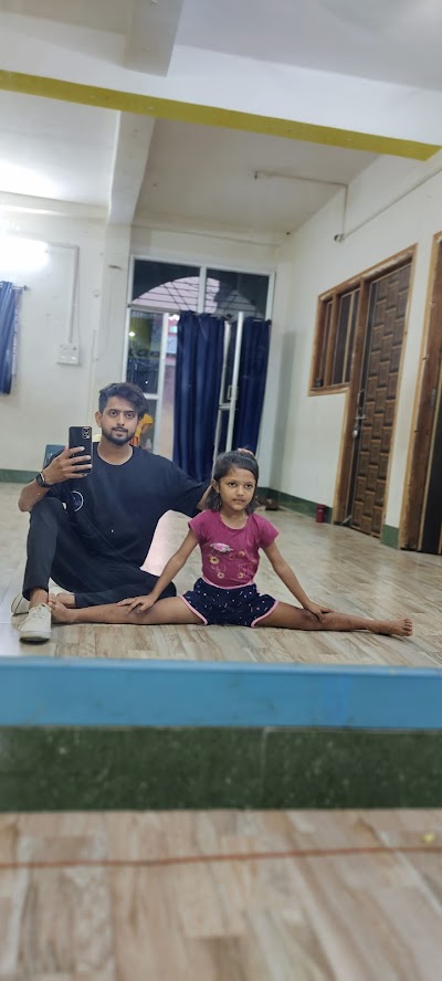 DANCEE7EFJQ5_Big_dance_academy_and_yoga_classes_ChIJl4gRMXAr8jkRKrSQpSPeGRw_5