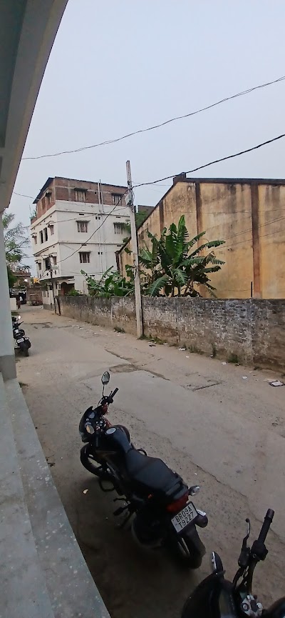 DANCEN9W9262_LET_S_DANCE_AA_COMPANY_ChIJ-002f0UF8jkR2Aosg7zr2lU_8