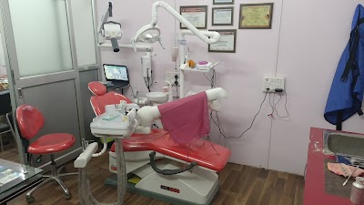 DENTKABRVU2C_Gayatri_Clinic_And_Dental_Care_ChIJ8aNDoQor8jkR5VMwPnqRJBA_1