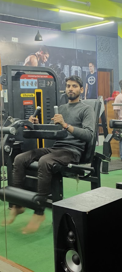 GYM83ONWXUY8_V_K_Fitness_Club_ChIJQZOGZo8R8jkRzGUP3gjsHNg_9