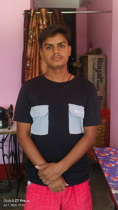 GYMG7FKNR9CS_kanishk_raj_workshop_7024_ChIJz0oHFwCH8TkR6_LjvdfHFkc_2