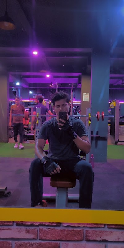 GYMJ0XWDFSHA_Spartan_gym_ChIJ7Y2HHZEb8jkRPRWnfjgEUE8_4