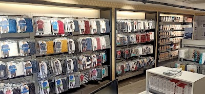 GYML50X81WTT_Jockey_Exclusive_Store_ChIJ7feTGd8r8jkRl-882lcbheA_4