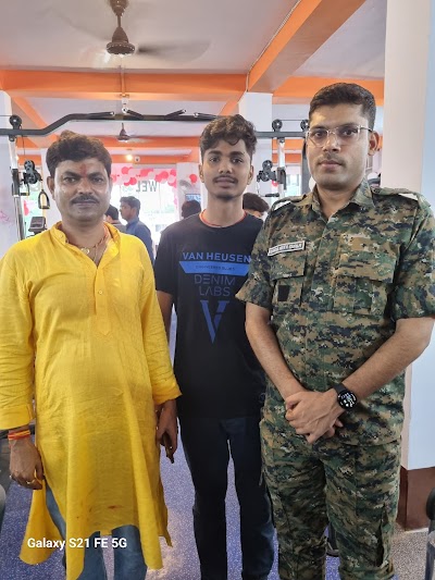 GYMNNBVAH89M_Golden_Gym_ChIJ1WHKG-0r8jkRNkNWDoD39CY_1