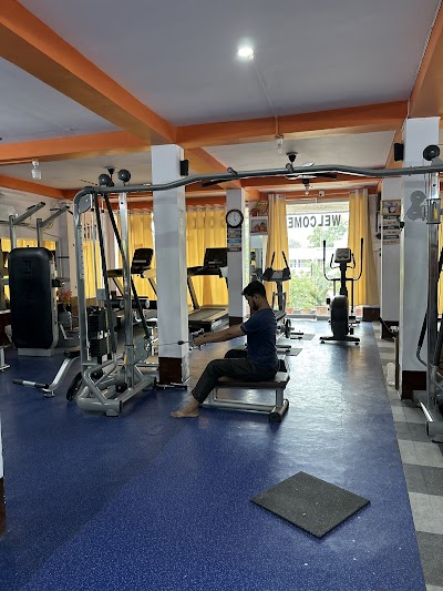 GYMNNBVAH89M_Golden_Gym_ChIJ1WHKG-0r8jkRNkNWDoD39CY_2