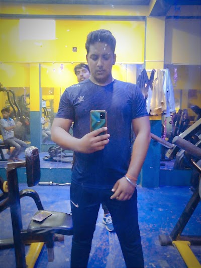 GYMPEZEULI8C_F2F_fitness_ChIJl6Rf9MEb8jkRgTOhBsqC31U_6