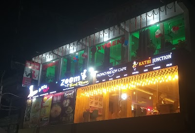 GYMPLNWXMJ0K_Oxygen_Gym_Jamui_ChIJt4TsmwAr8jkRg0A4ao6xZUk_8