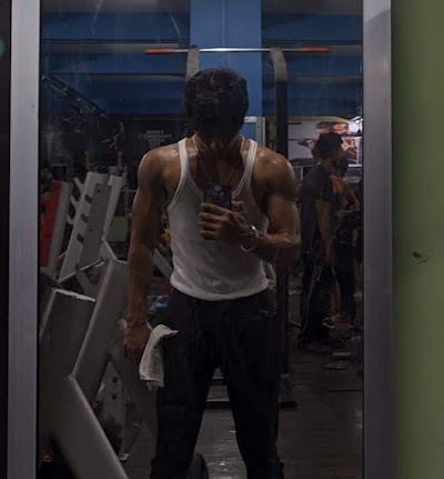 GYMTPGGIRMRW_Fitness_Gym_ChIJ9TiqcLcr8jkRgbymH6YCthM_1