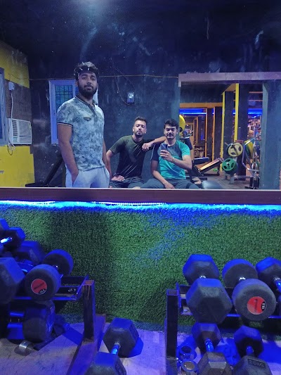 GYMUSGNIGUKU_FITNESS_FREAK_GYM_ChIJ1RWSbNIa8jkRxbWTiSw26bs_2