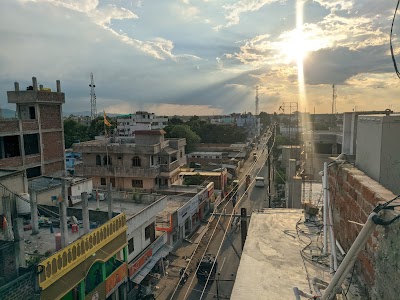 GYMXT4F0BS01_Muscles_garage_unisex_gym_ChIJPfg3h4Ur8jkRobElK22xZYI_4