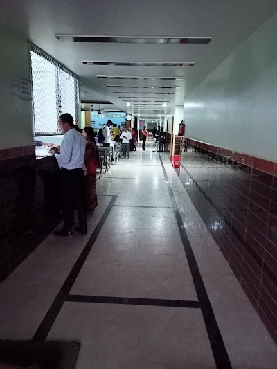 HOSP667DF38L_Crest_hospital_ChIJoXOl7N8b8jkR2K898oUp9MI_9