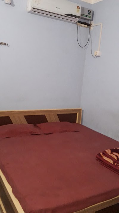 LAUN5T3RAJQX_Hotel_Himalaya__Best_Place_To_Stay_ChIJe4jAOq088jkRBErxWGgDSoc_10