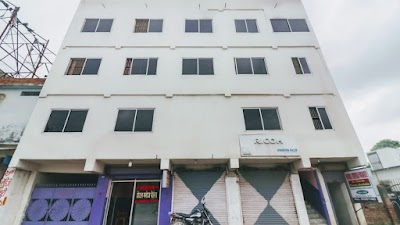 LAUNXO6XHRXG_Hotel_Manoj_Palace_ChIJYaMSvTYq8jkRP1D6E1Xf8mg_4