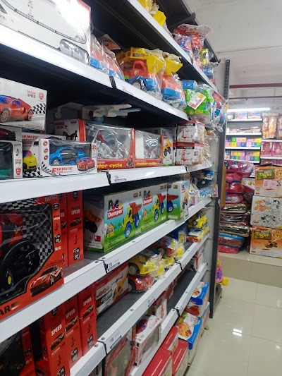 LAUNZ9HZ9WLN_Vishal_mega_mart_ChIJo-faY8sa8jkREHFAdKSpbBw_4