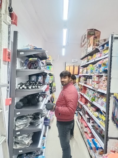 LAUNZ9HZ9WLN_Vishal_mega_mart_ChIJo-faY8sa8jkREHFAdKSpbBw_5