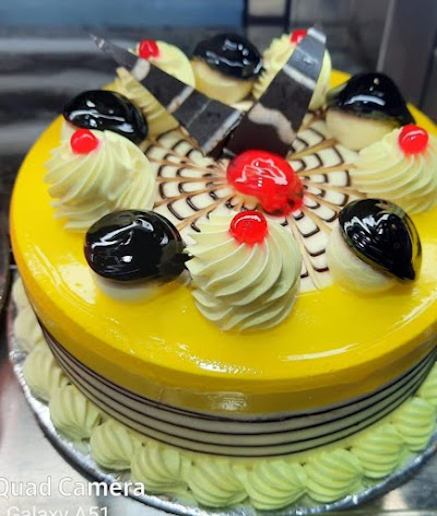 MANFAUVS8LR0_Bhanu_Cake_Shop_ChIJCenIYE0l8jkRdk09qmjcSYg_4