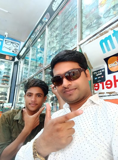OPTEYYZOQAJW_New_Bombay_Optical_ChIJyXoq4Sgb8jkRopY8pvD1dCQ_5