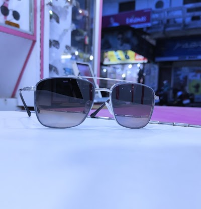 OPTN6XXKKD4H_Beauty_optical_ChIJL9vHn4Qb8jkR7oUjxExMKFA_1