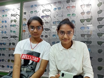 OPTQL947TFZY_VISON_OPTICAL_SHOP_ChIJcwl74jkb8jkRqKdgVEN2GDs_8