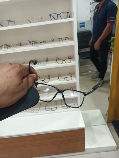 OPTX1P1NUF67_Cleardekho_Optical_ChIJG9cZdT0b8jkRQTh8c-eIYCc_5