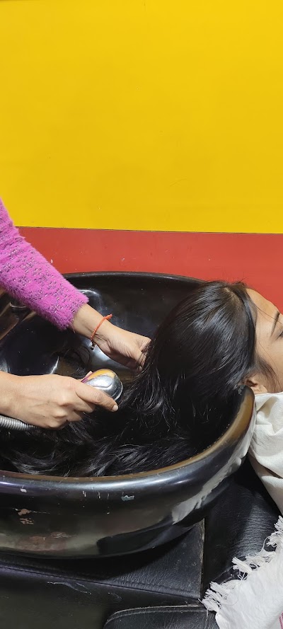 PARL2CC3EUQS_Dulhan_ChIJq4U1CqYj8jkRuyABTAmDpsE_2