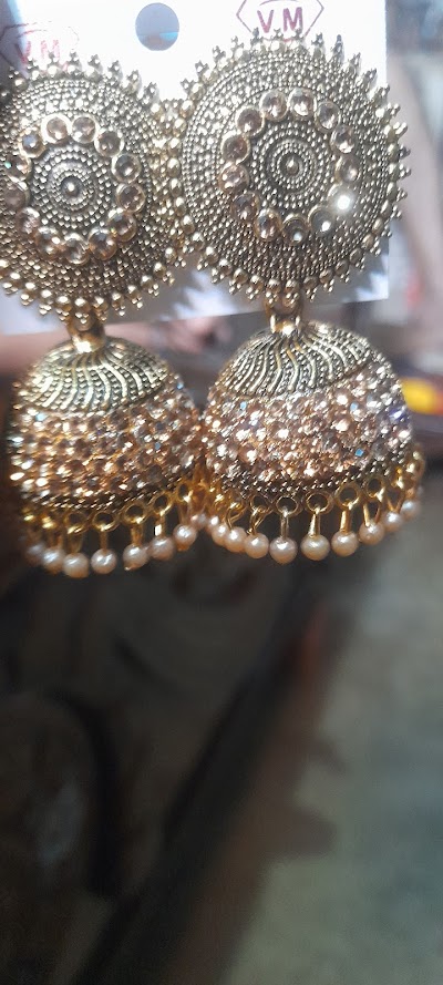 PARL9N7FHYKB_Glow___Care_ladies_beauty_parlour_ChIJDfiDzSEr8jkRA-as67KJYps_4