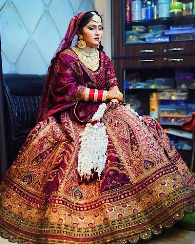 PARLULUUXENW_Nandani_ChIJqTJa9CBB8jkRA1VeYUQorQU_4