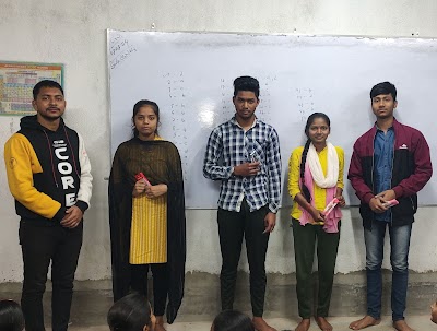 PHARMPA27F7L_THE_CONCEPT_CLASSES_ChIJmUHMJgD18TkRxZWnWLQdFrM_4