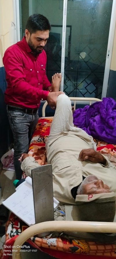 PHYSB6FJL05M_Ballia_Physiotherapy_Center_ChIJvTQ5rBX38TkRBww4IbyBiEE_2