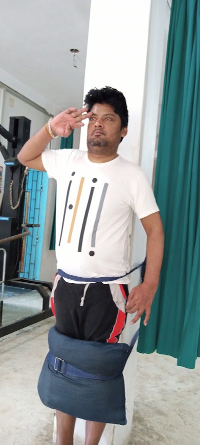 PHYSB6FJL05M_Ballia_Physiotherapy_Center_ChIJvTQ5rBX38TkRBww4IbyBiEE_3