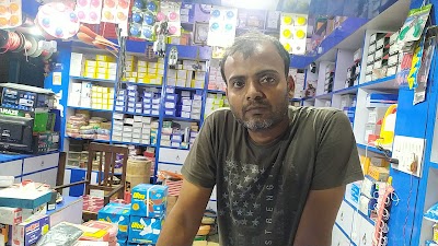 POSTAU56OJSH_Aliganj_Post_Office_ChIJp3mx1rRJ8jkR6QRRL91zopA_1