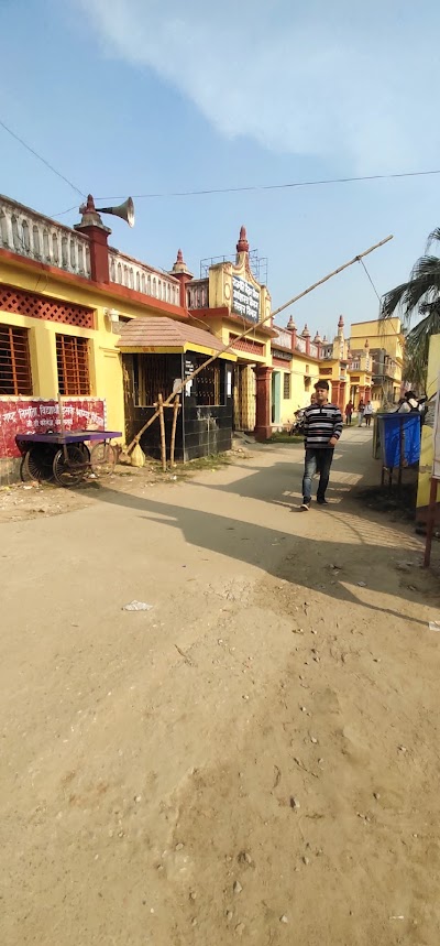 POSTV5MTWF4H_GD_College_Post_Office_ChIJb4VN9M0a8jkR7kiYbLnKJ2M_1