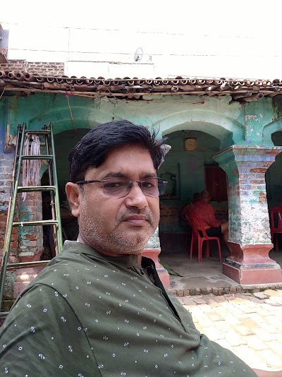 SCHOEMP90EIB_Pratappur_High_School_ChIJ__i5BjsW8jkRguGGjprMrCs_10