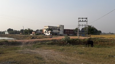 SCHOKWI5LJTU_Kachhiana_High_school_ChIJlTx0YLs_8jkRZ18CYxd3S4k_1