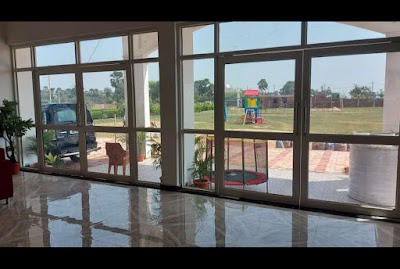 SCHOPFZWNCHY_Kumar_Progressive_School_ChIJF2FrnLg78jkRL6LrOzX7CfQ_1