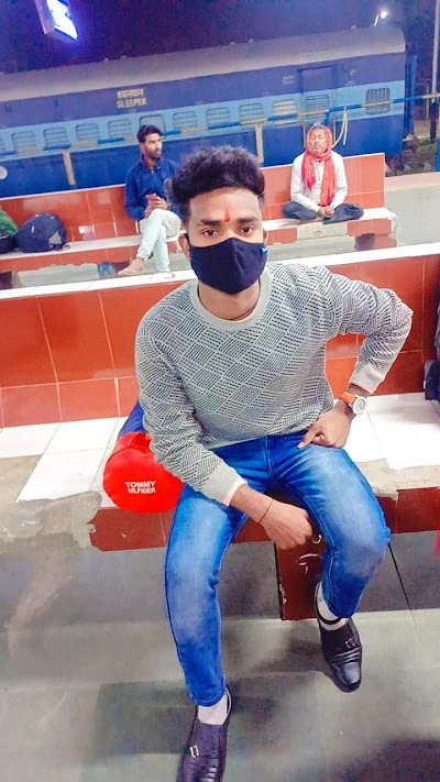 SCHOUUVTMUYT_Primary_School_Tahadiya_ChIJS5CbXhUW8jkRsCrZqc88iAg_3